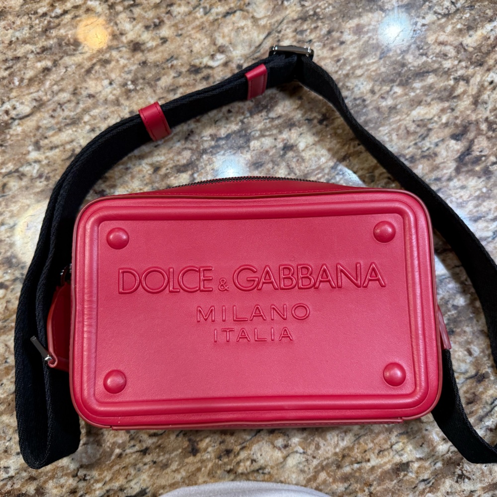 DOLCE AND GABBANA CROSSBODY